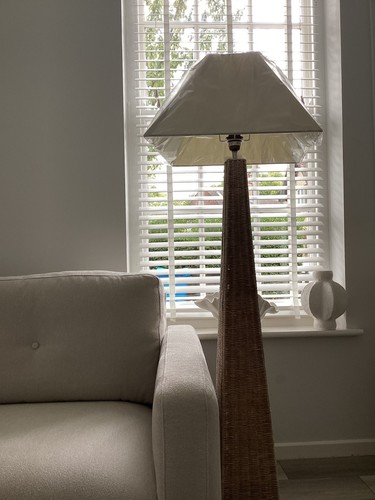 Pair rattan floor lamps - , cream
